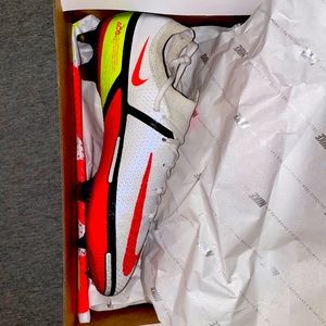 Nike phantom venom US 9 brand new never worn